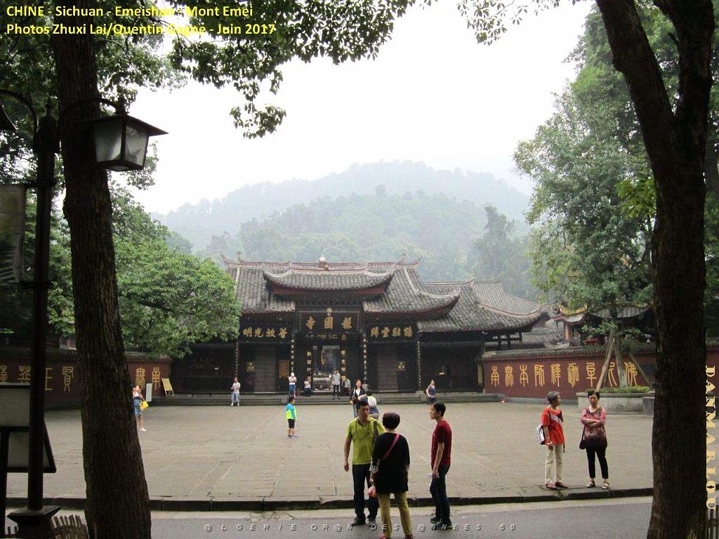 Emeishan 009.JPG